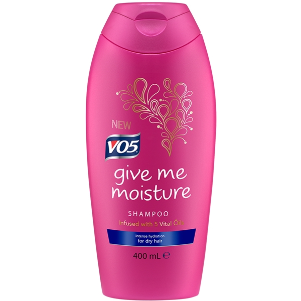 VO5 Give Me Moisture Shampoo